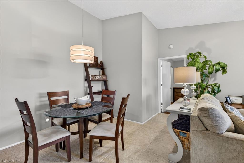 SUMMERLIN WOODS - Residential