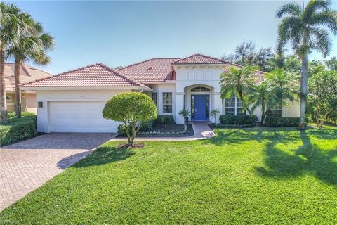 4884 Rustic Oaks CIR NAPLES FL 34105