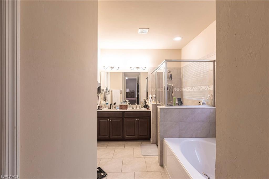 SUNSET POINTE - Residential