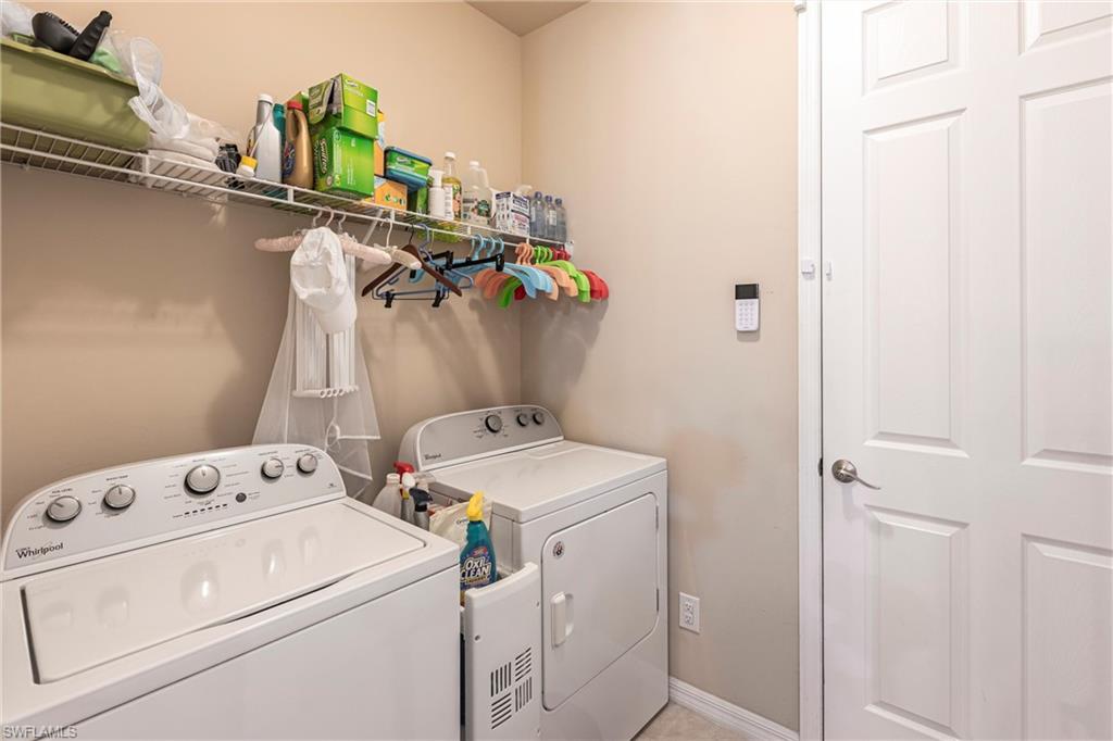 SUNSET POINTE - Residential