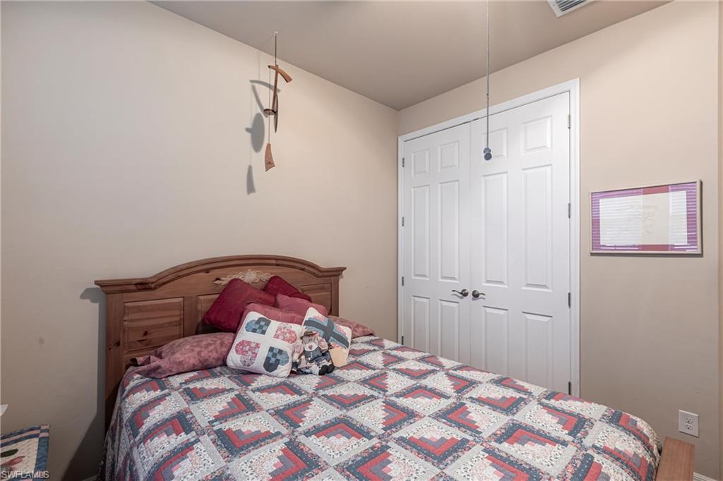 SUNSET POINTE - Residential