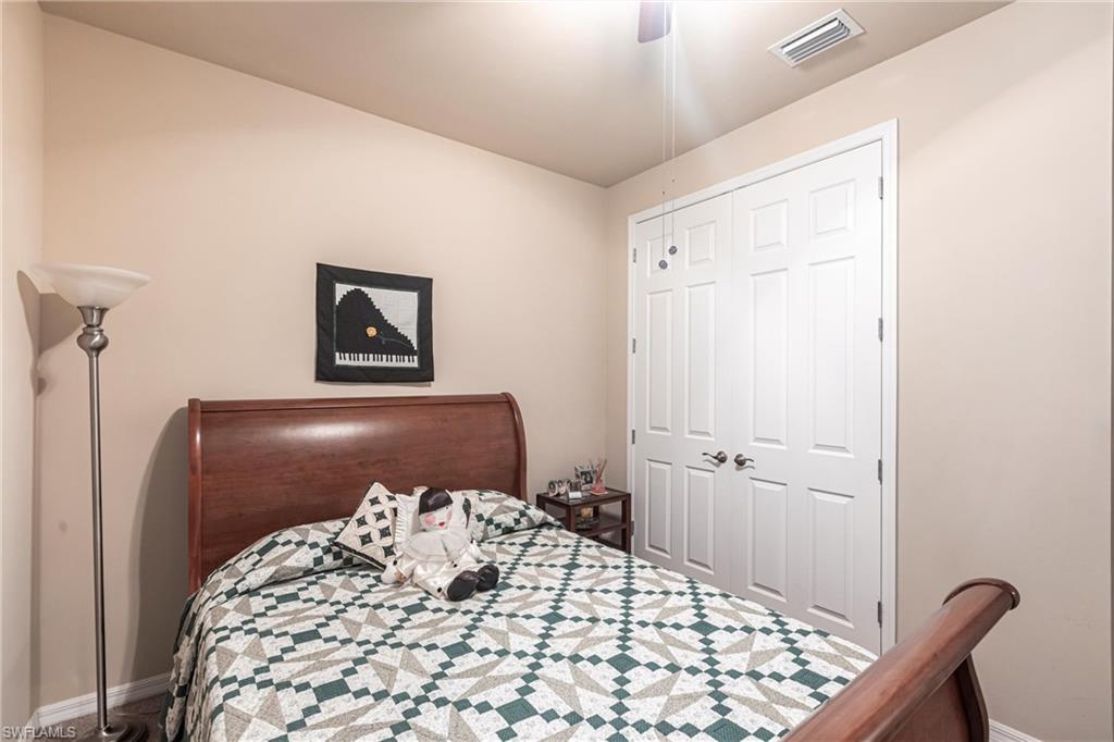 SUNSET POINTE - Residential