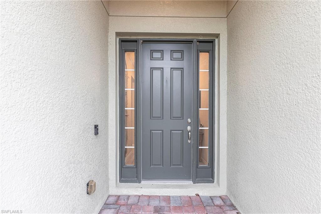 SUNSET POINTE - Residential