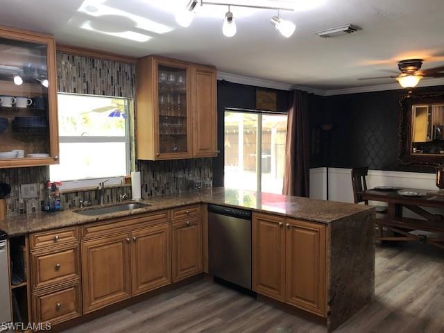 GOLDEN GATE ESTATES - Residential