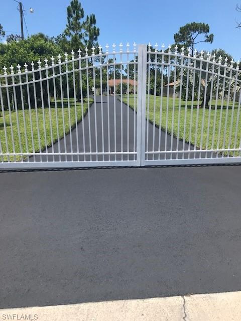 GOLDEN GATE ESTATES - Residential