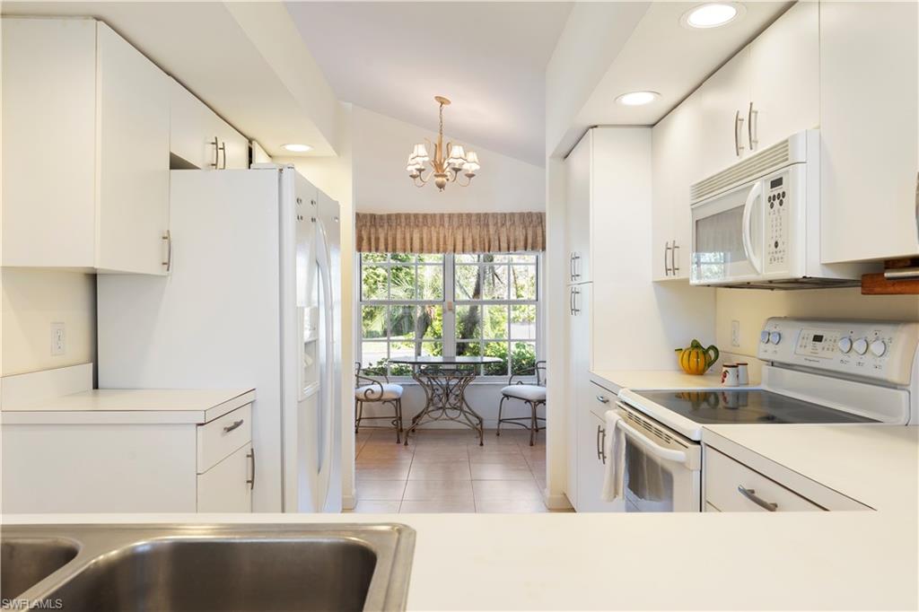 CORINTHIAN GARDENS AT WORLD - Residential