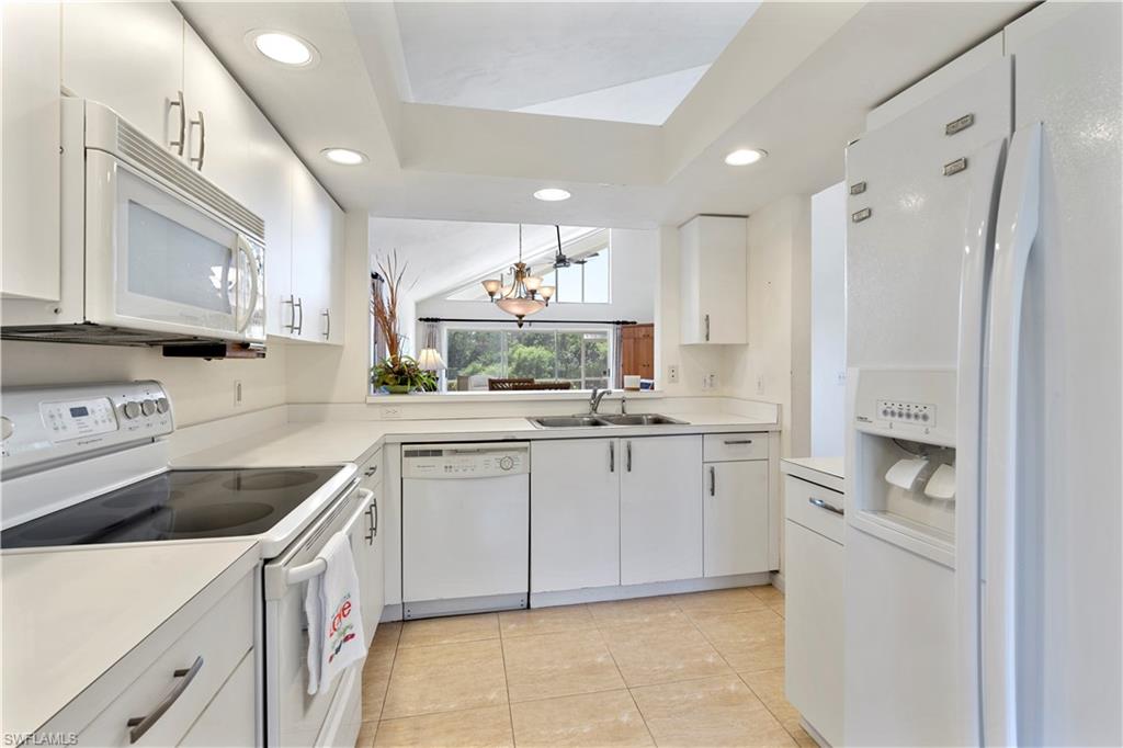 CORINTHIAN GARDENS AT WORLD - Residential