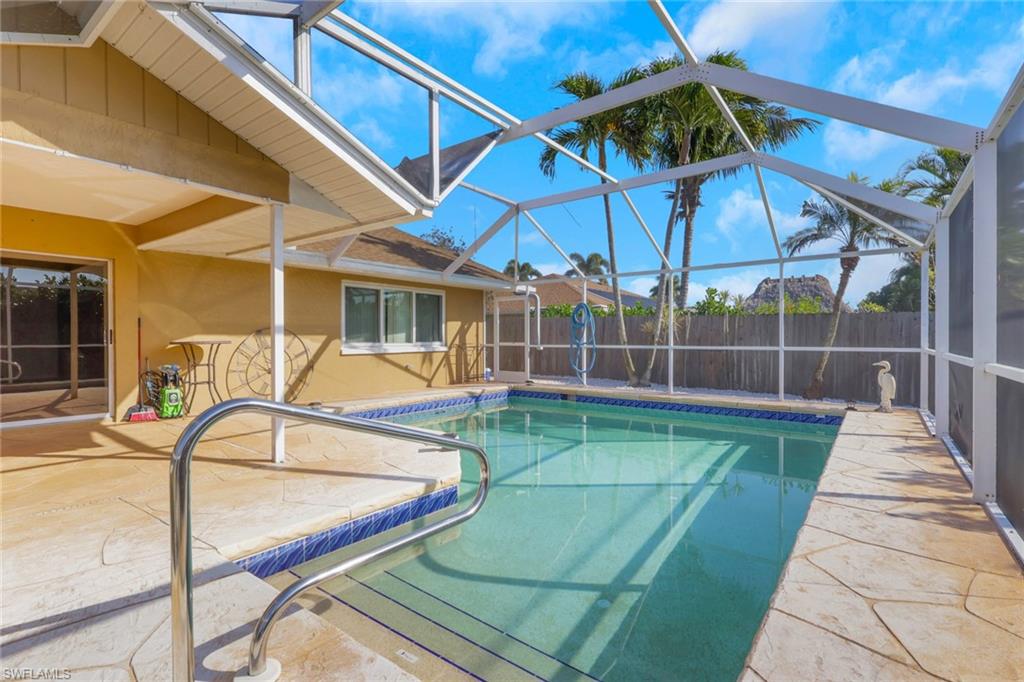 WILLOUGHBY ACRES - Residential