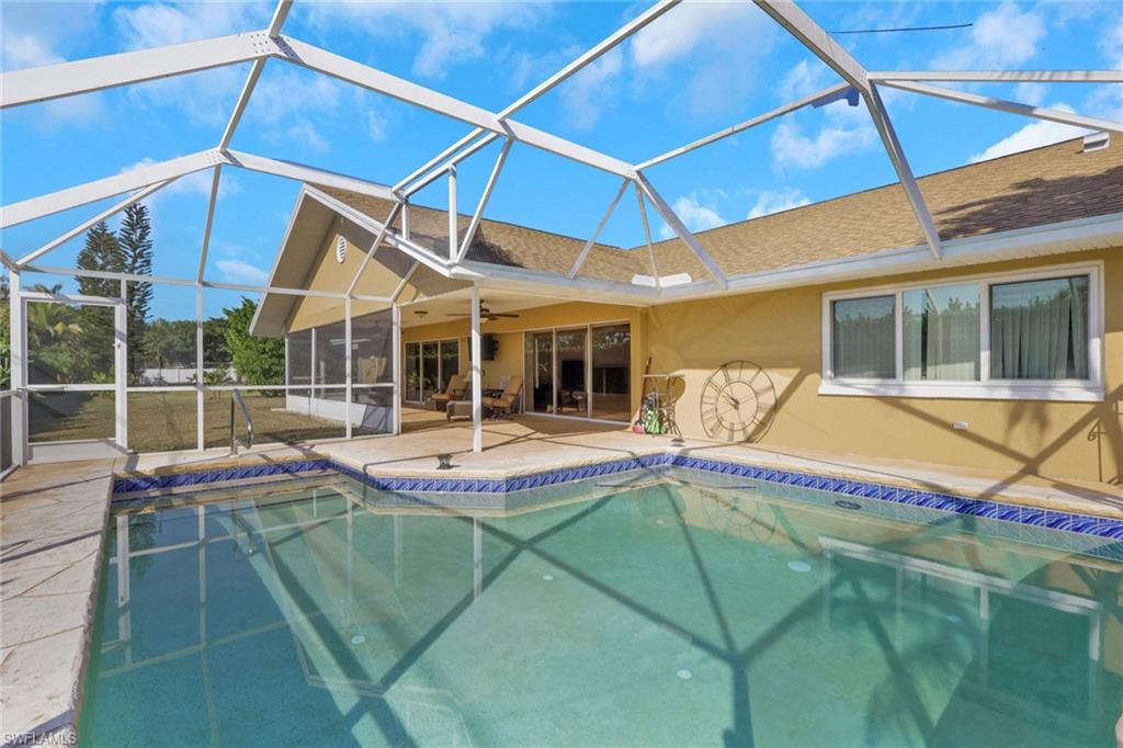 WILLOUGHBY ACRES - Residential