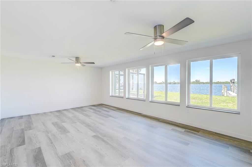 RUSSELL PARK - Residential