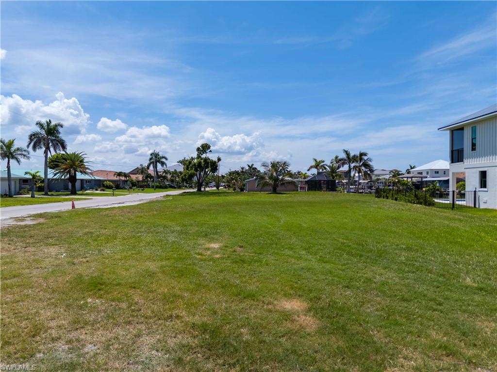 FAIRVIEW ISLES - Land