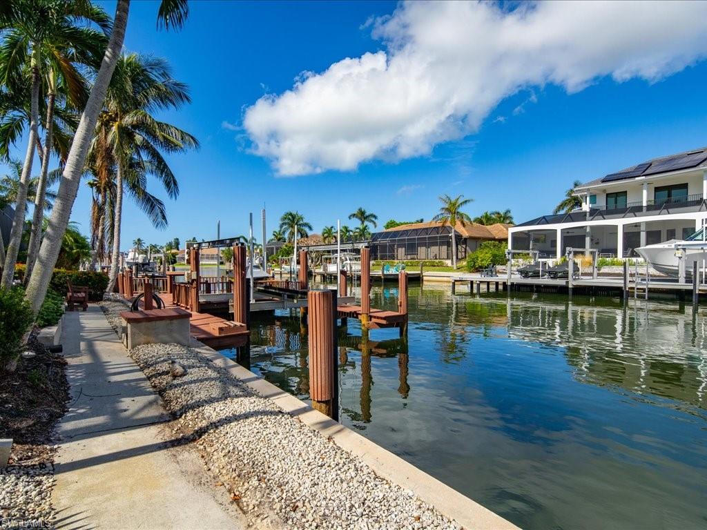 MARCO ISLAND - Residential