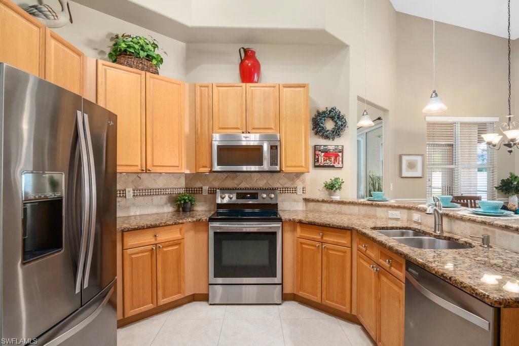 INDIGO LAKES - Residential