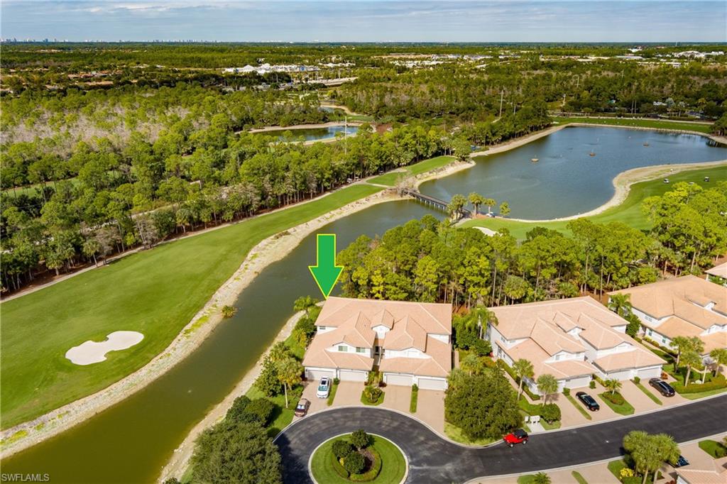 3989 Bishopwood CT W 201