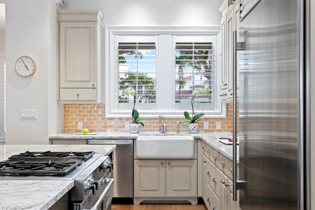 OLDE NAPLES - Residential