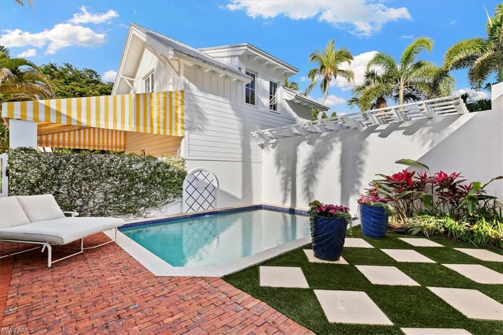 OLDE NAPLES - Residential