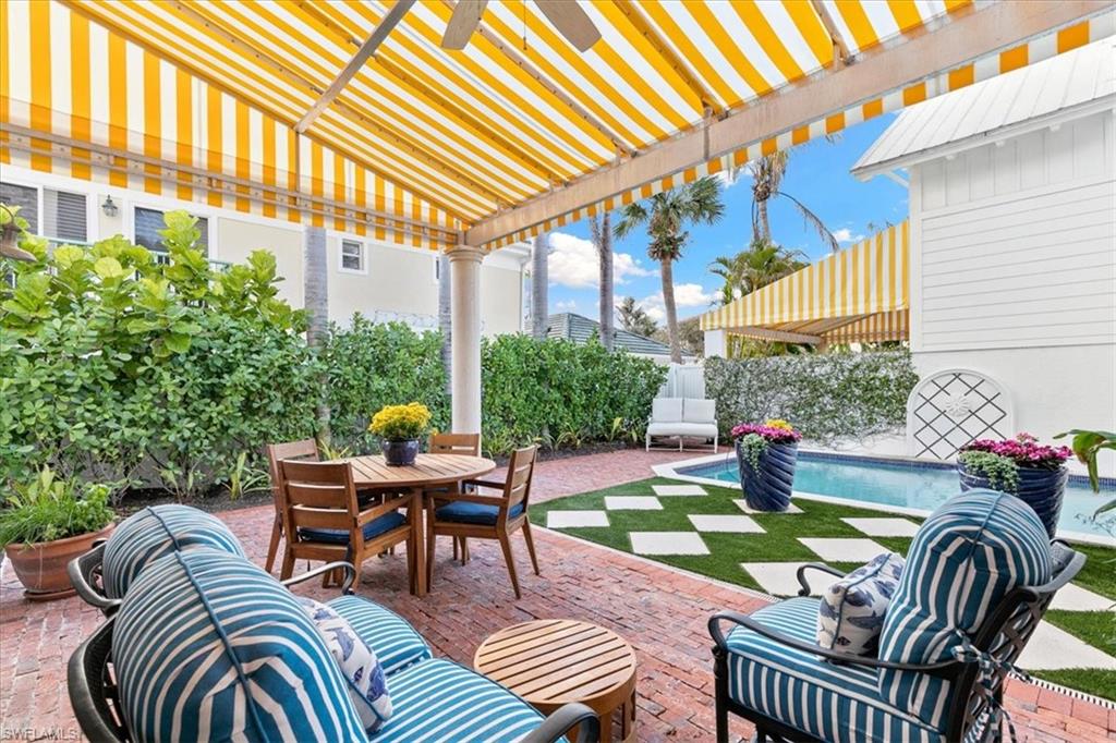 OLDE NAPLES - Residential