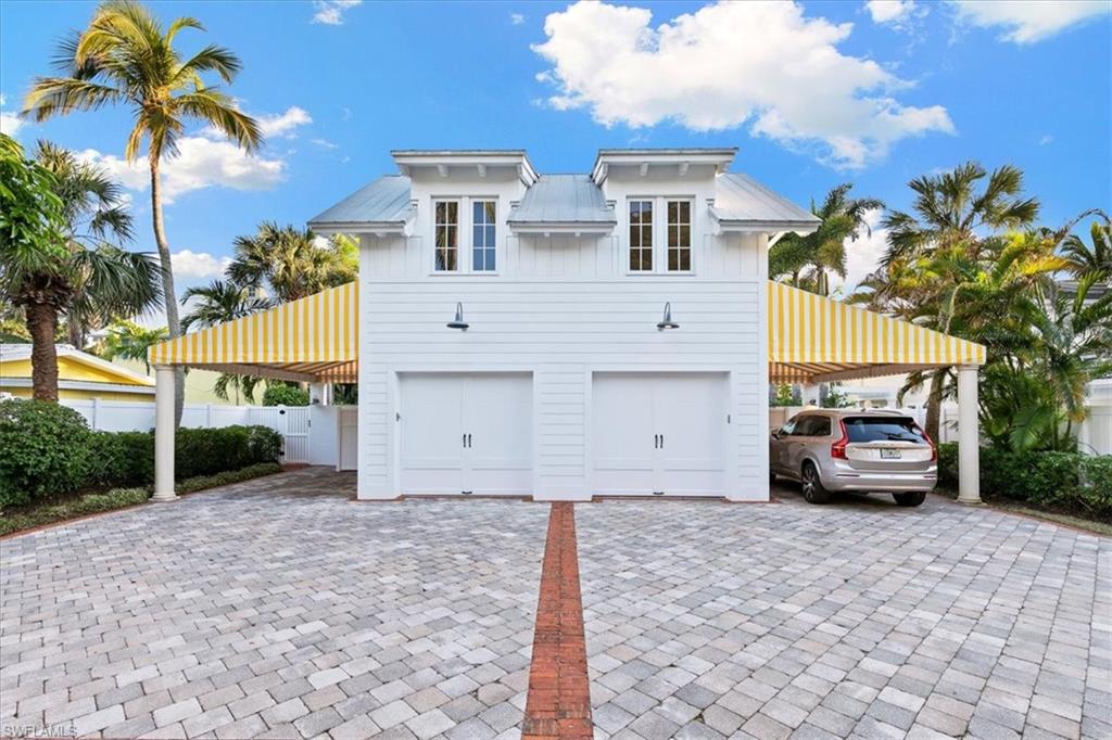 OLDE NAPLES - Residential