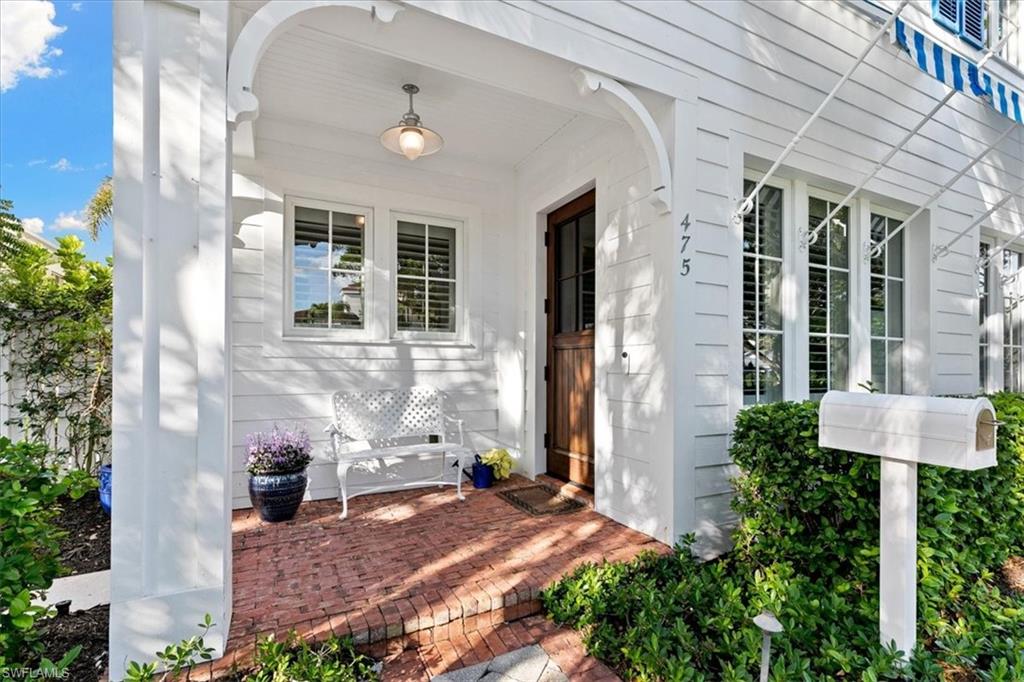 OLDE NAPLES - Residential