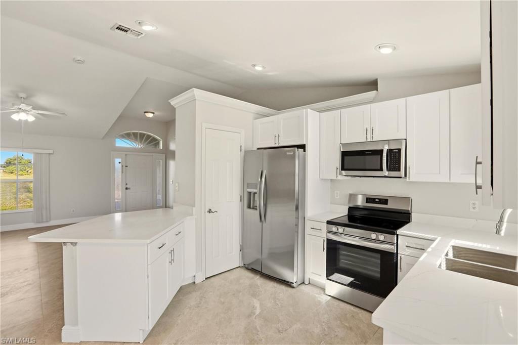 CAPE CORAL - Residential Lease