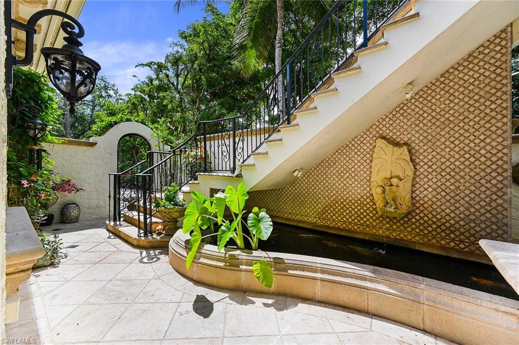 ESTATES AT BAY COLONY GOLF CLUB - Residential