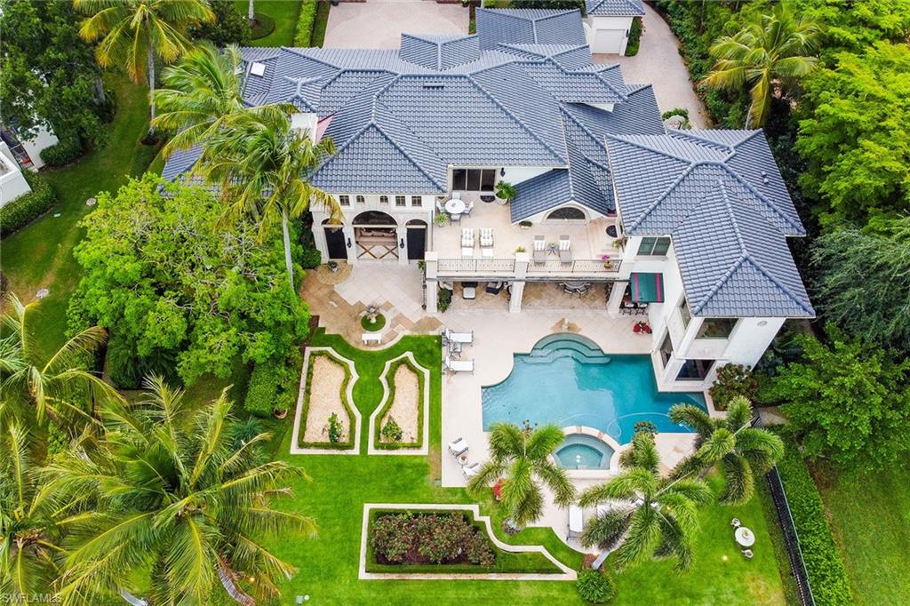 ESTATES AT BAY COLONY GOLF CLUB - Residential