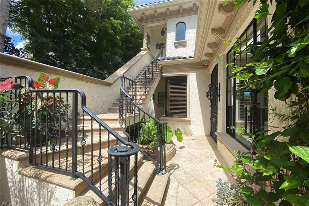 ESTATES AT BAY COLONY GOLF CLUB - Residential