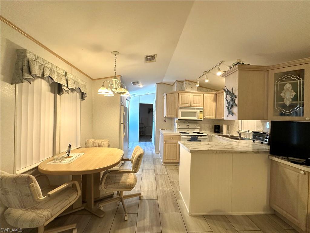 RIVERWOODS PLANTATION - Residential