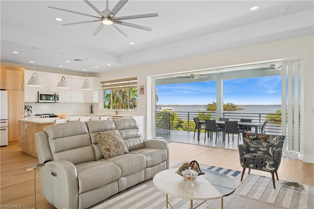 FLAMINGO BAYOU SUBD - Residential