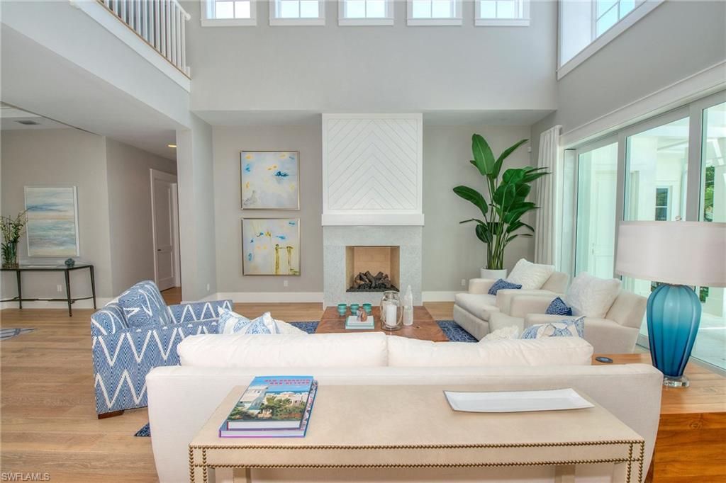 MOORINGS - Residential