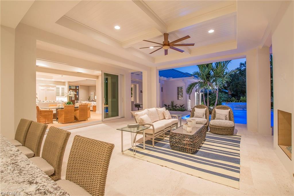 MOORINGS - Residential