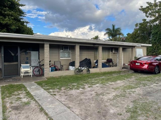 MARAVILLA CIRCLE - Residential