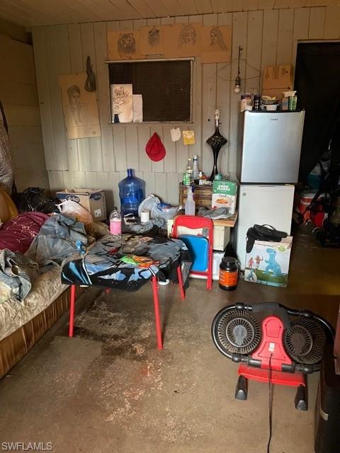 MARAVILLA CIRCLE - Residential