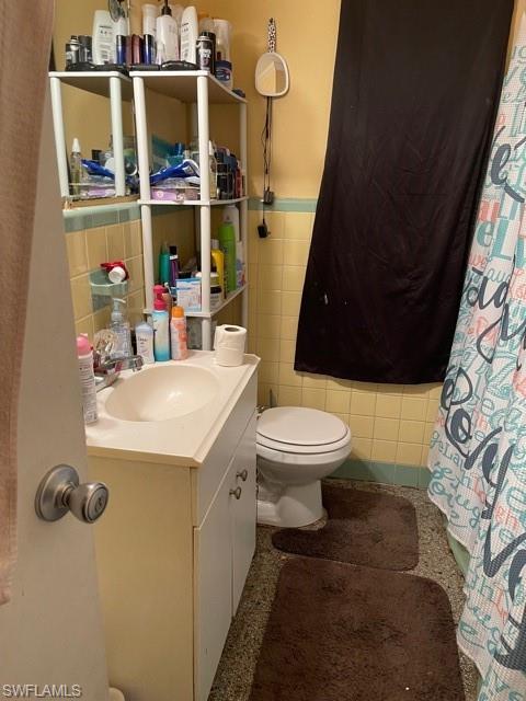 MARAVILLA CIRCLE - Residential