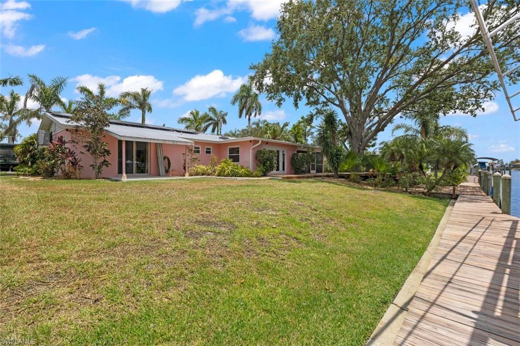 YACHT CLUB COLONY - Residential