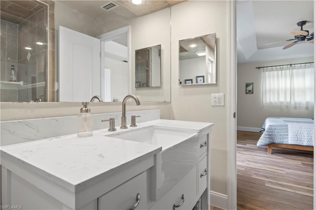 YACHT CLUB COLONY - Residential