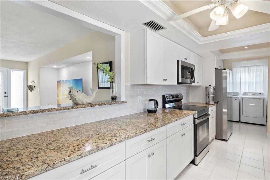 YACHT CLUB COLONY - Residential