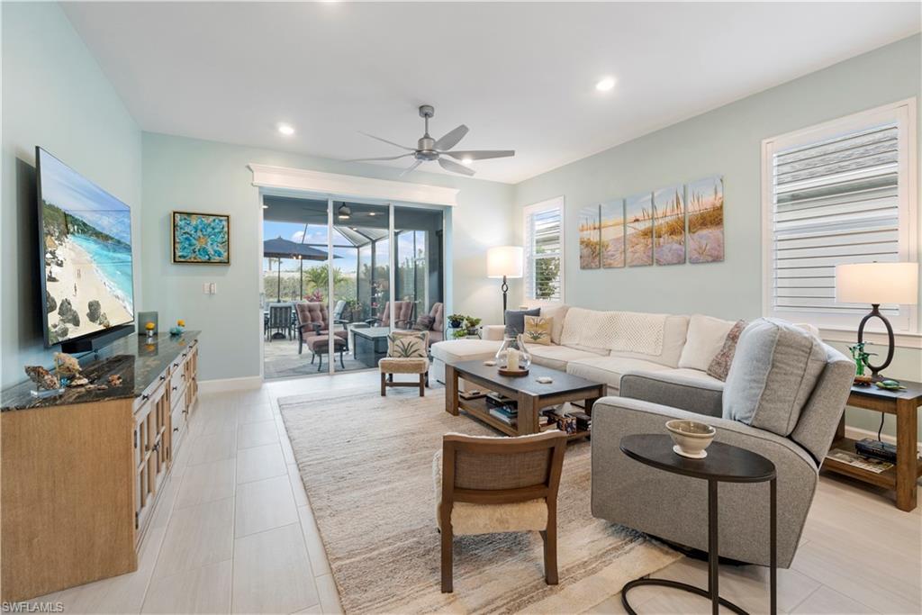 EDGEWATER SHORES - Residential