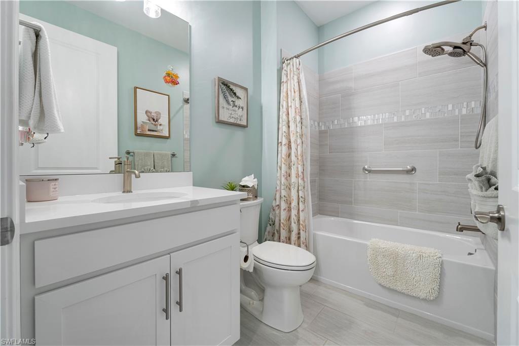 EDGEWATER SHORES - Residential