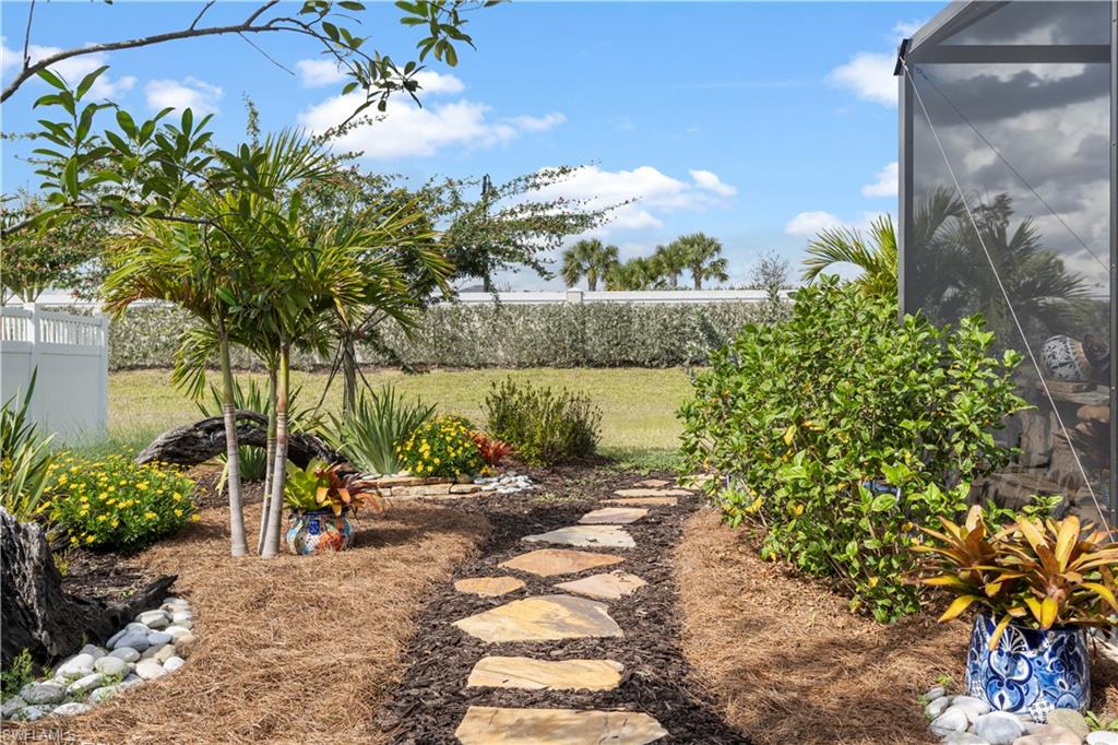 EDGEWATER SHORES - Residential