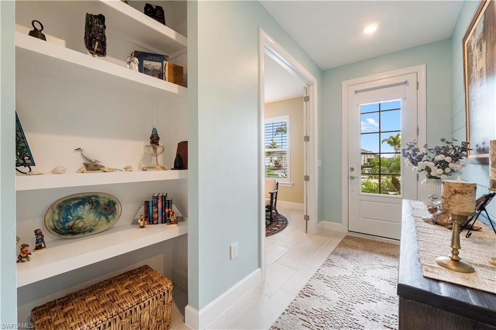 EDGEWATER SHORES - Residential