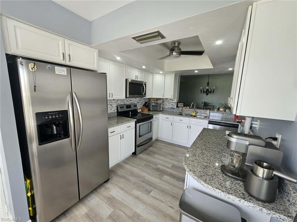 COUNTRY GLEN - Residential