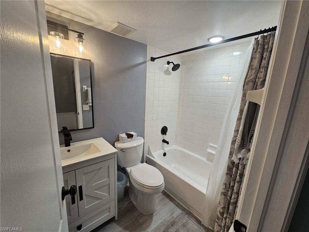 COUNTRY GLEN - Residential