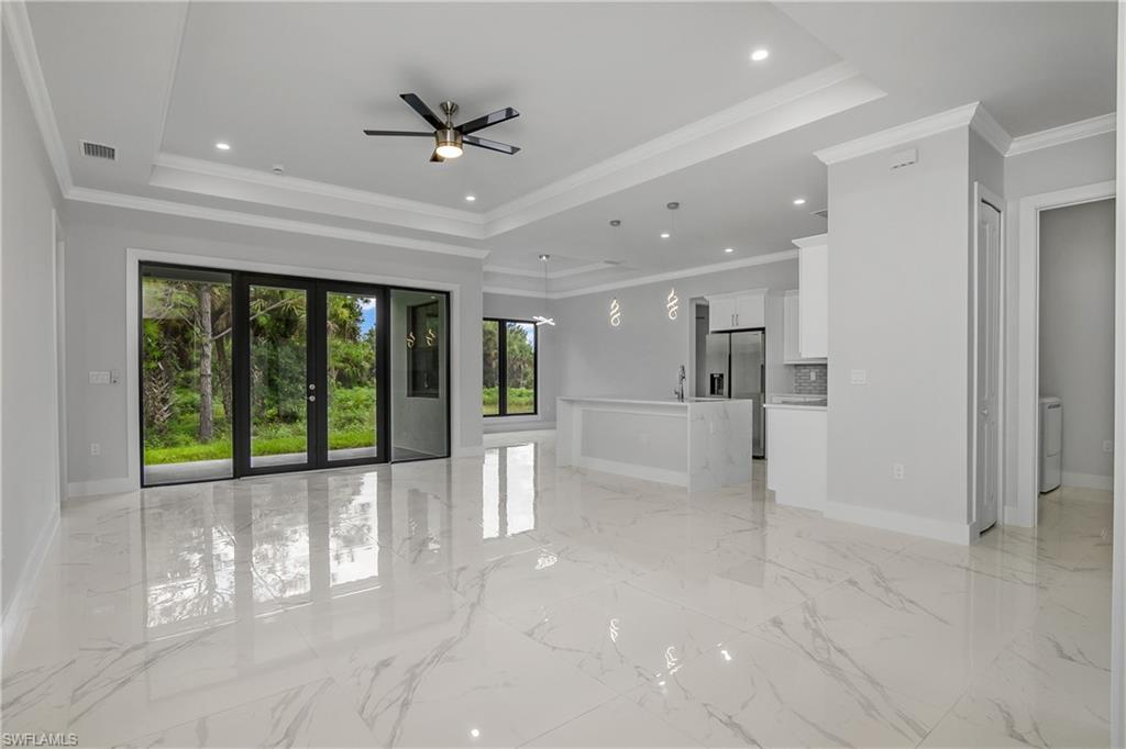 GOLDEN GATE ESTATES - Residential