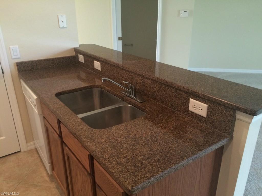 SAIL HARBOUR - Residential