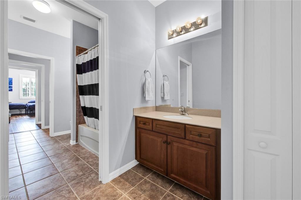 ROOKERY POINTE - Residential