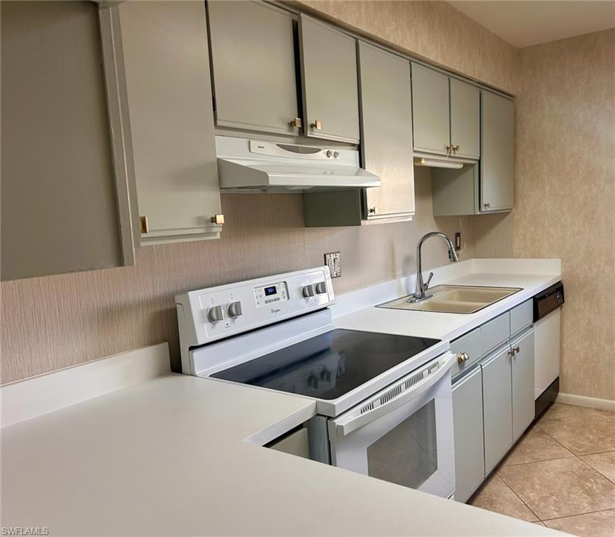 MYERLEE GARDENS CONDO - Residential