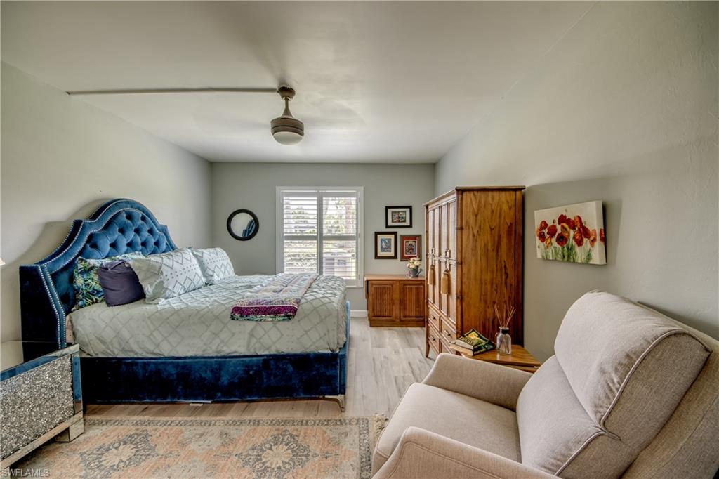 YACHTSMANS COVE - Residential