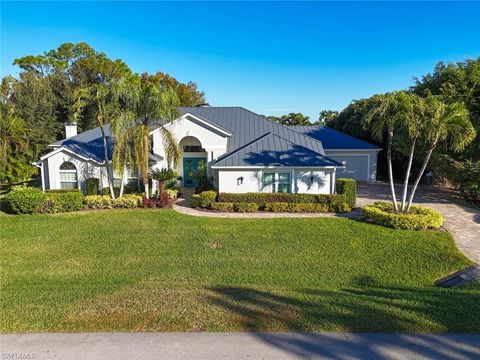 8911 Abbotsford TER FORT MYERS FL 33912