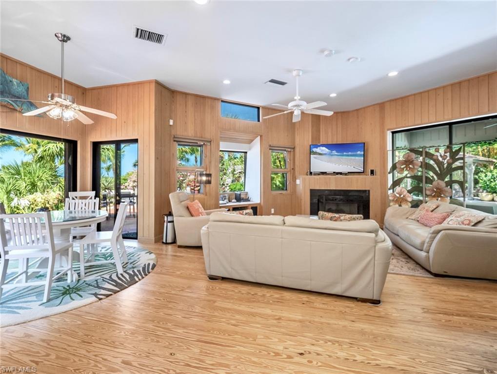 TICHENORS F H SILVER KING - Residential